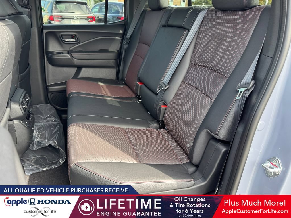 New 2026 Honda Ridgeline Black Edition image 16
