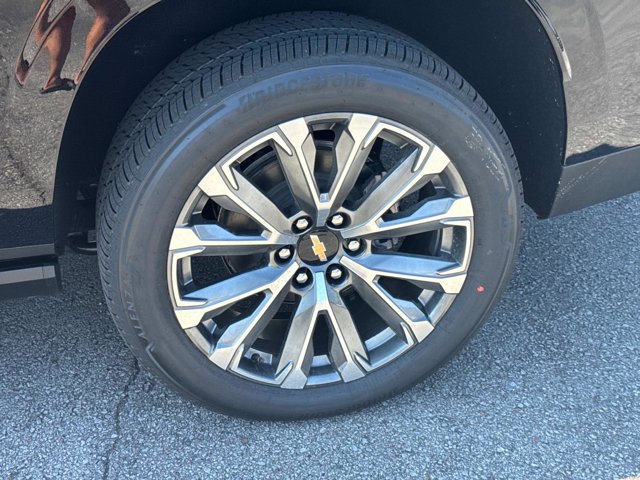 New 2026 Chevrolet Suburban High Country AWD/4WD image 11