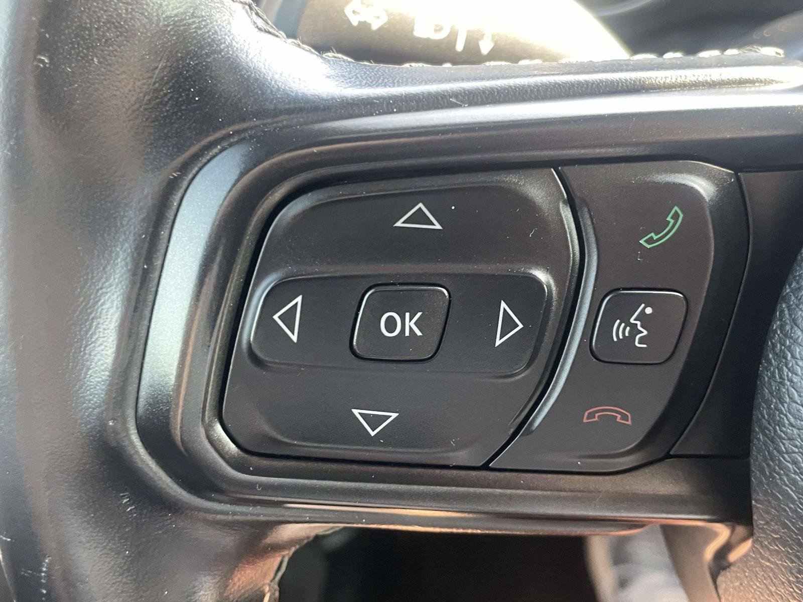 Used 2022 Jeep Gladiator Overland AWD/4WD image 22