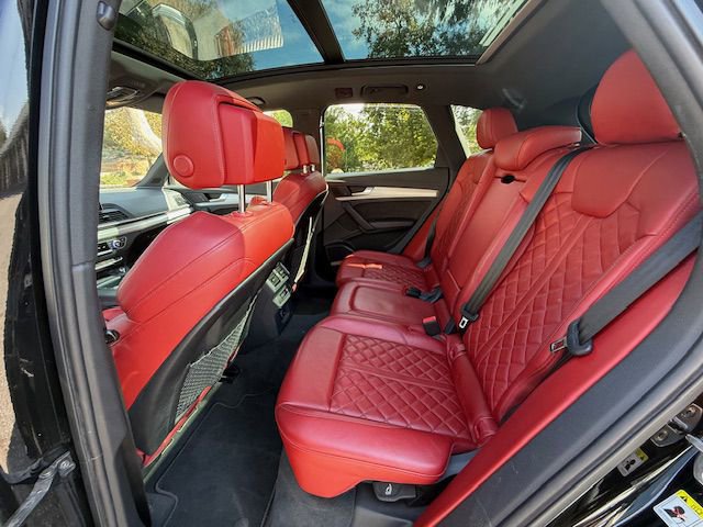 Used 2018 Audi SQ5 Premium Plus w/ Navigation Package image 28