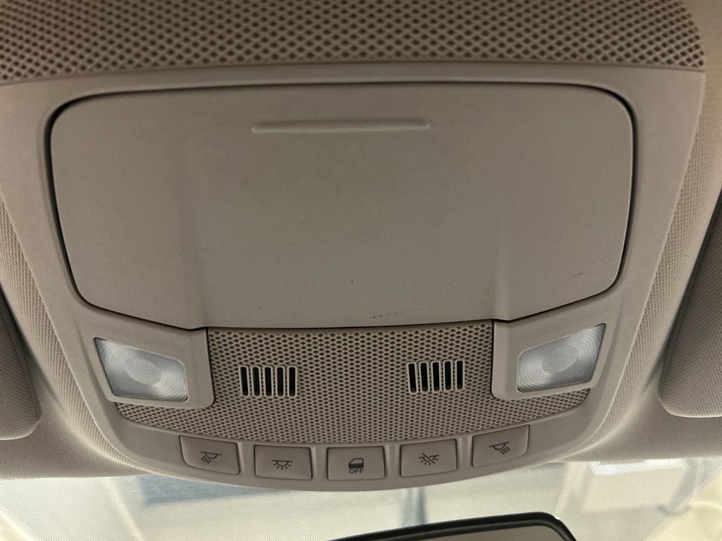 Used 2016 Ford Fusion SE image 25