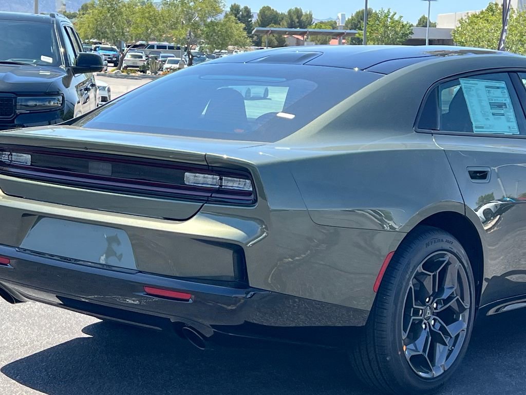 New 2026 Dodge Charger R/T AWD/4WD image 8