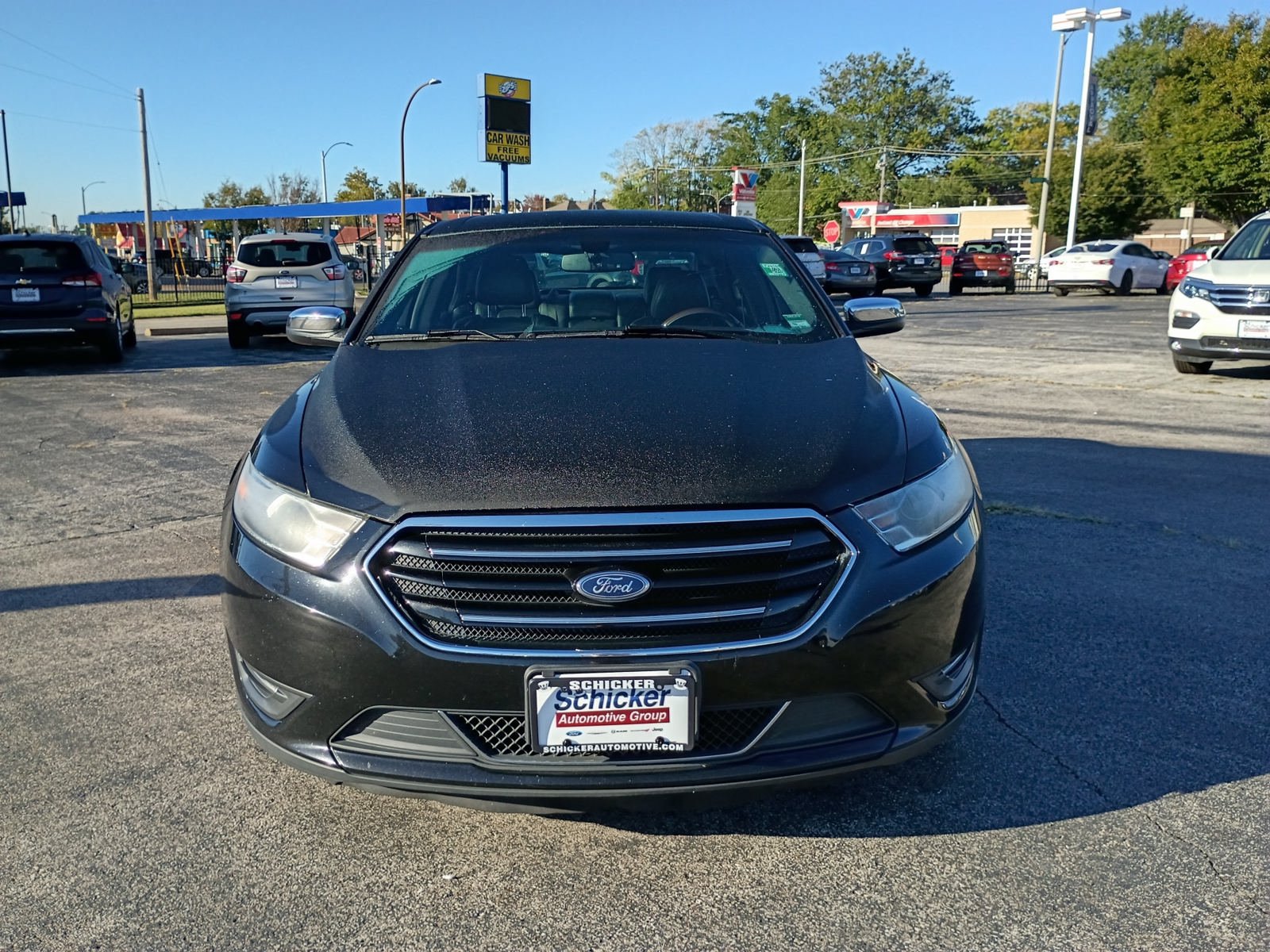 Used 2016 Ford Taurus Limited FWD image 4