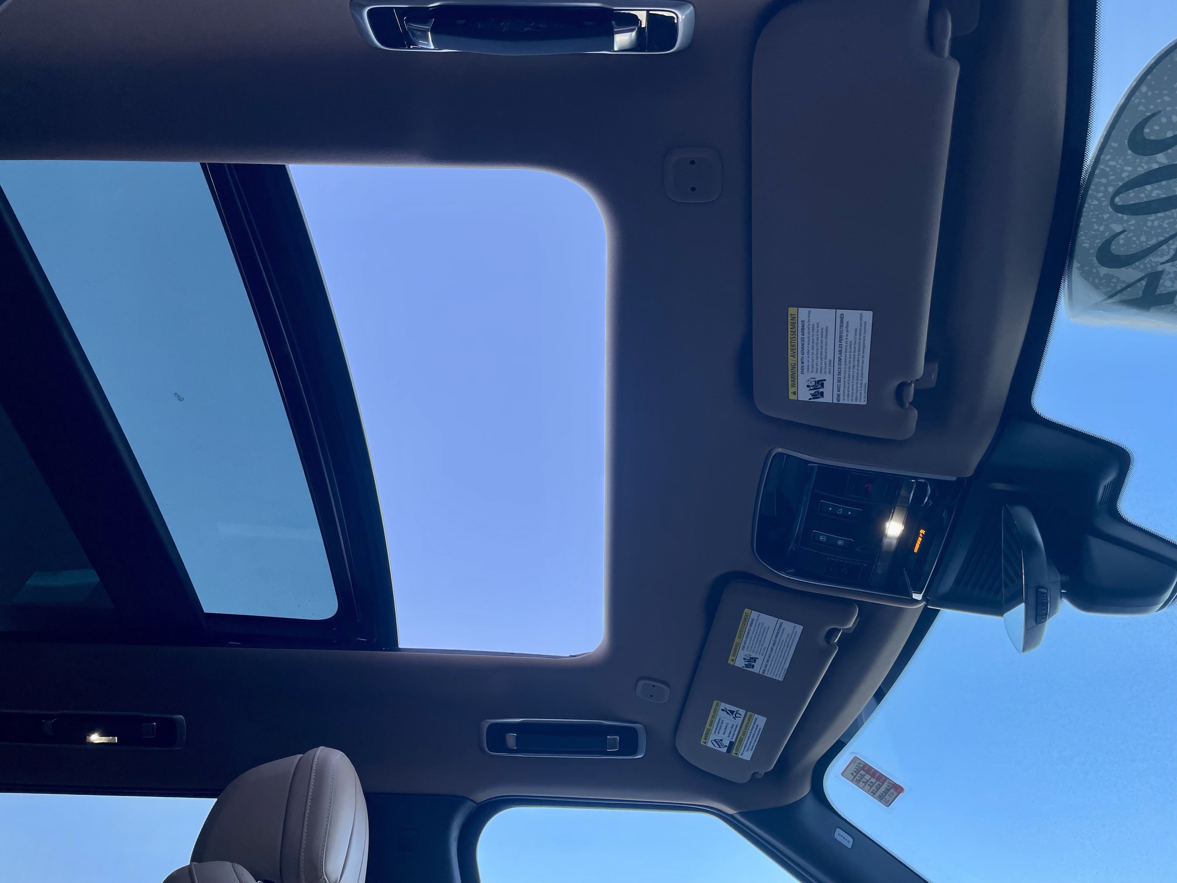 Certified 2024 Land Rover Range Rover Long Wheelbase SE image 17