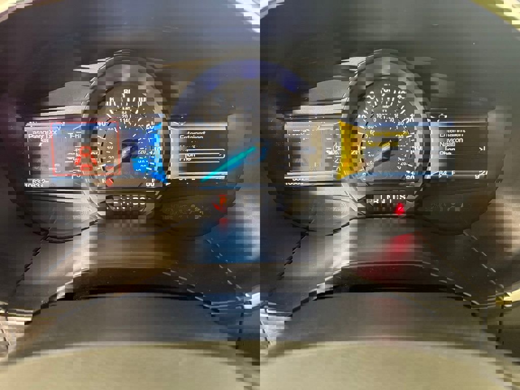 Used 2017 Ford Edge Titanium w/ Equipment Group 301A image 25