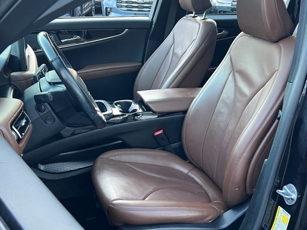 Used 2022 Lincoln Nautilus Reserve image 18