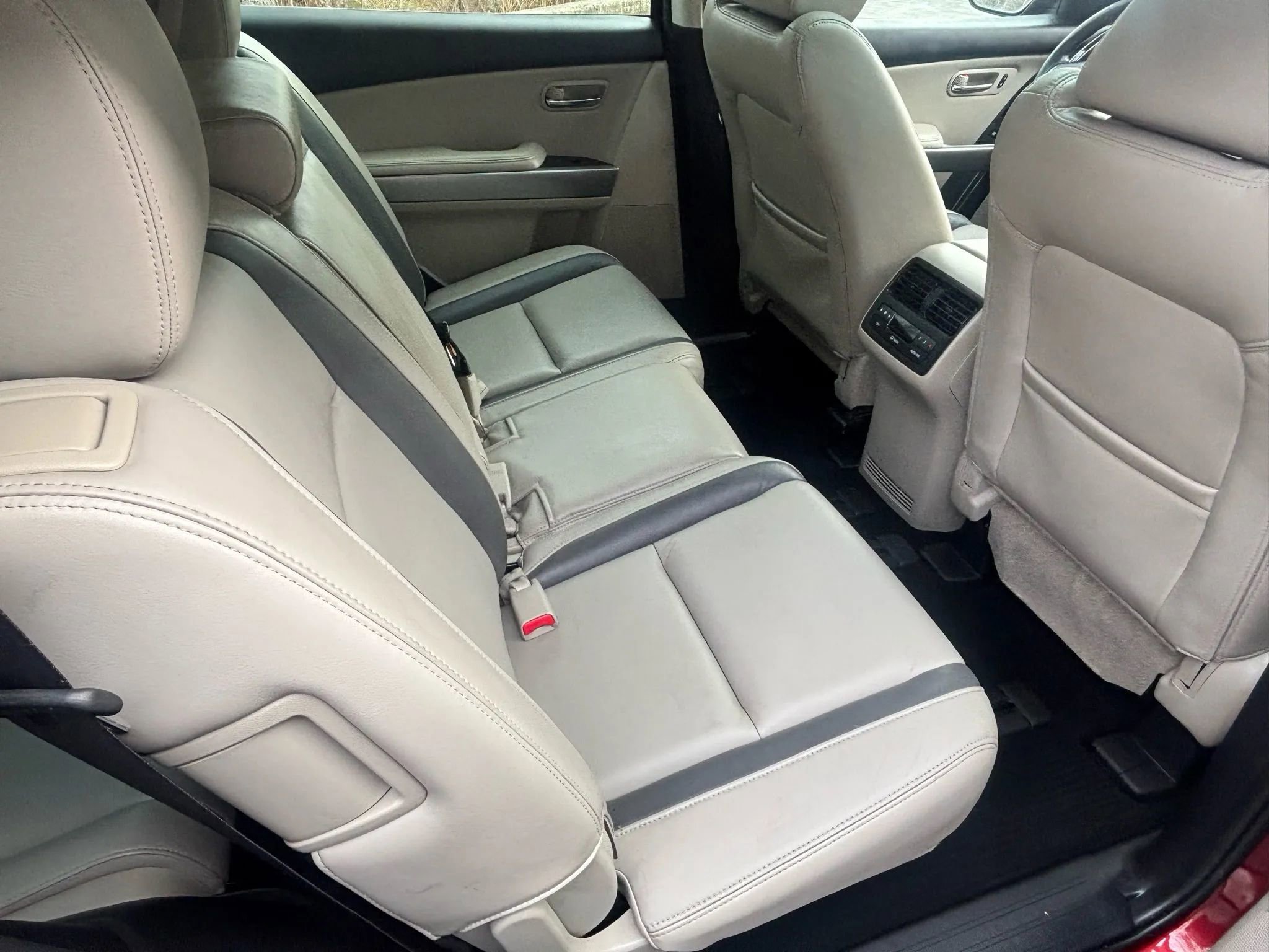 Used 2012 MAZDA CX-9 Grand Touring w/ Moonroof & Bose Audio Pkg image 22