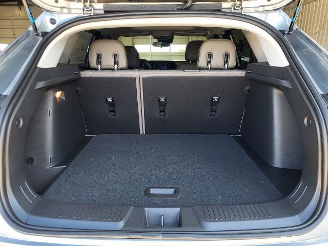 New 2026 Chevrolet Trax ACTIV w/ Sunroof Package FWD image 26