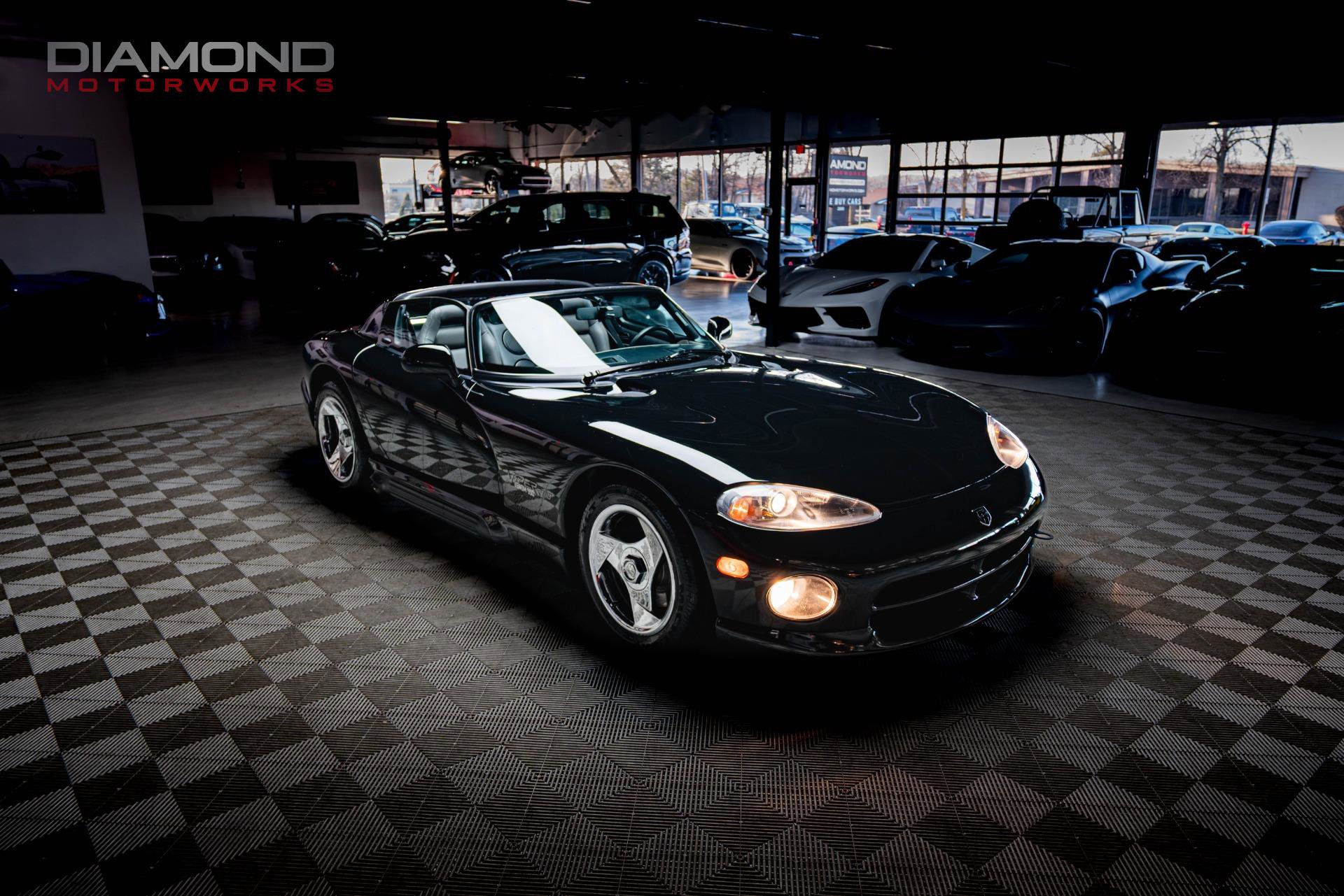 Used 1994 Dodge Viper RT/10 image 3