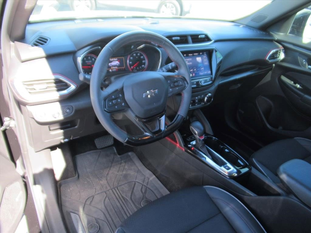 Certified 2023 Chevrolet TrailBlazer RS w/ Sun and Liftgate Package image 15