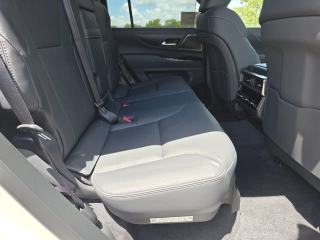 New 2026 Lexus LX 600 4WD w/ Luxury Package image 13