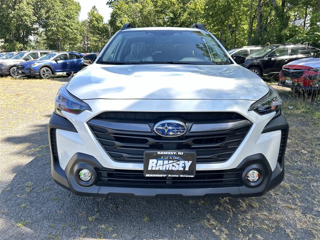 New 2025 Subaru Outback Premium image 3