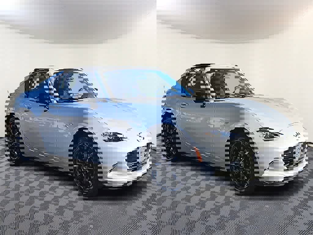 Used 2017 MAZDA MX-5 Miata RF Club image 3