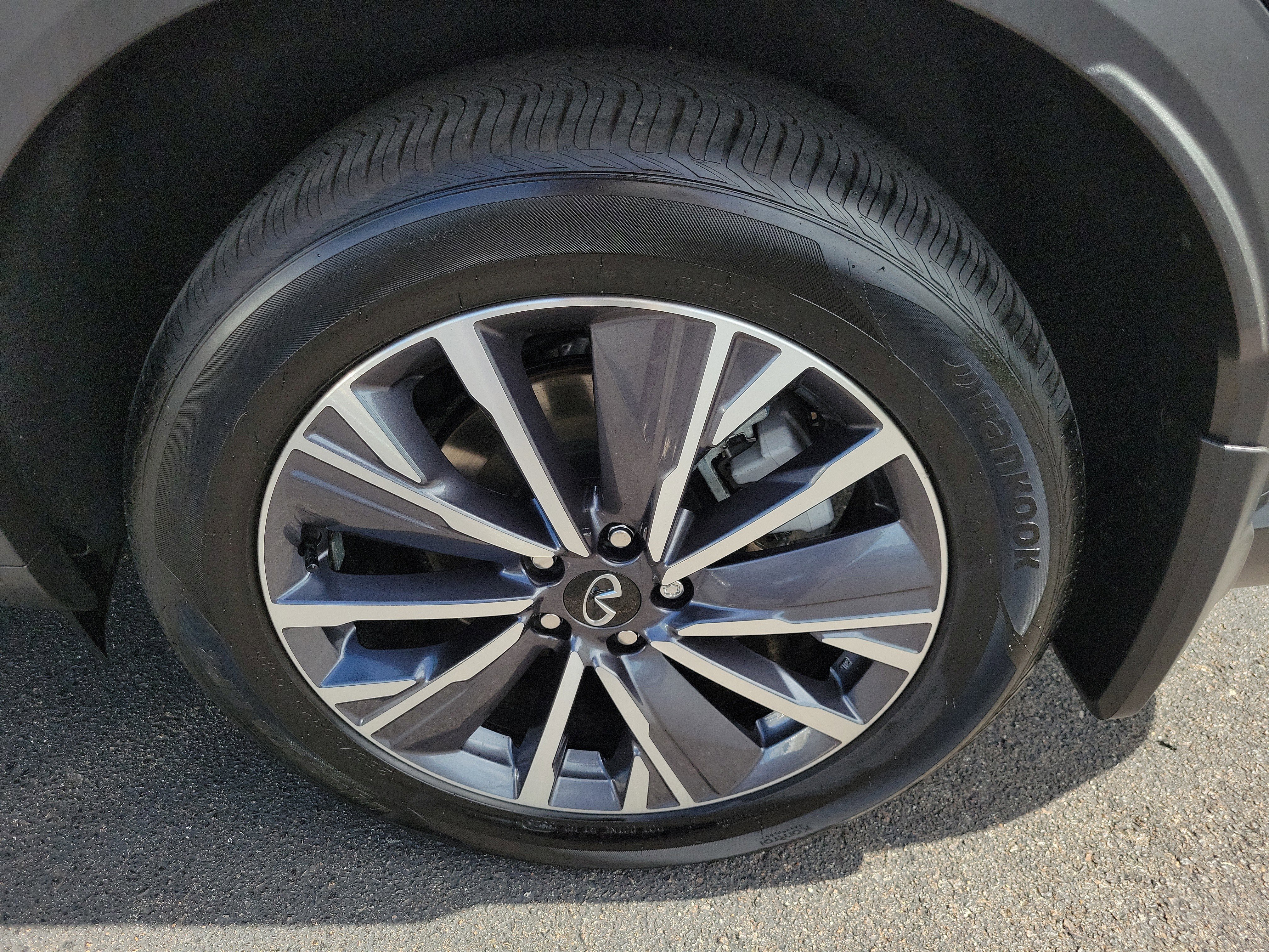 Certified 2026 INFINITI QX60 Luxe w/ Cargo Package FWD image 35