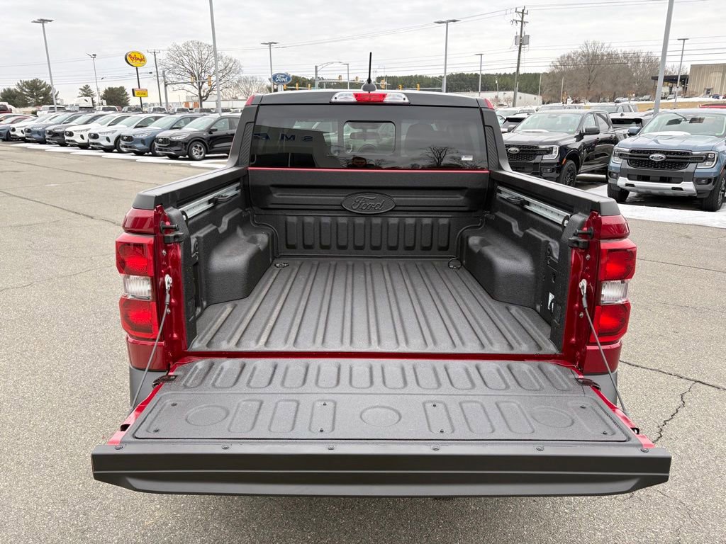 New 2026 Ford Maverick Lariat w/ Black Appearance Package image 5