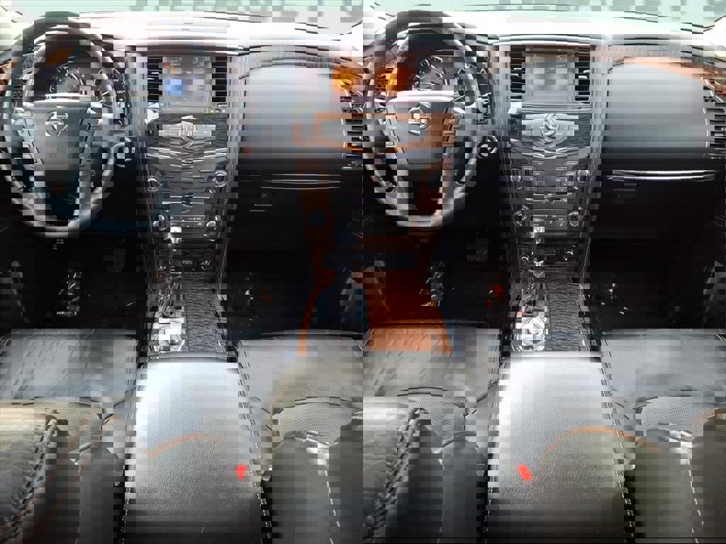 Used 2017 Nissan Armada Platinum w/ Captain Seat Package image 15