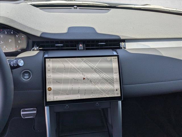 New 2026 Land Rover Discovery Sport Landmark AWD/4WD image 12