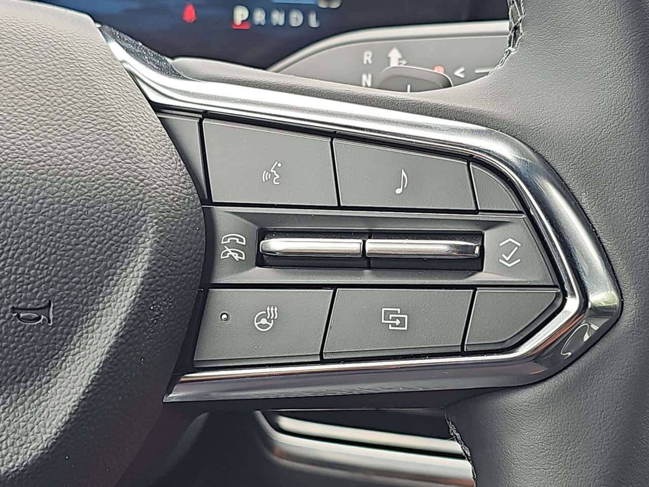 Certified 2026 Chevrolet Equinox LT w/ Safety and Technology Package AWD/4WD image 23