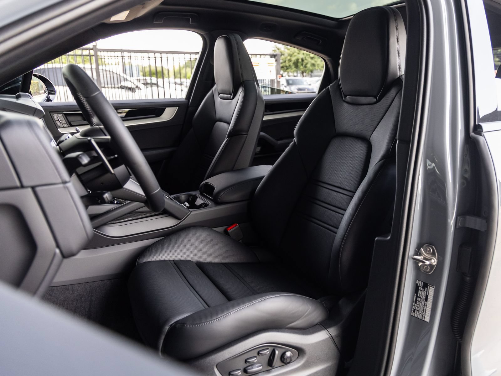 New 2026 Porsche Cayenne S AWD/4WD image 5