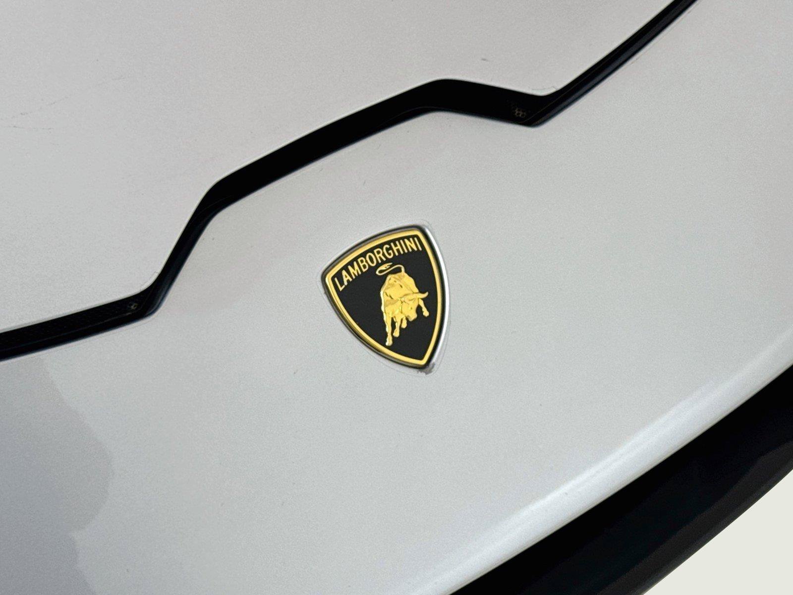 Used 2018 Lamborghini Huracan LP 580-2 RWD image 30