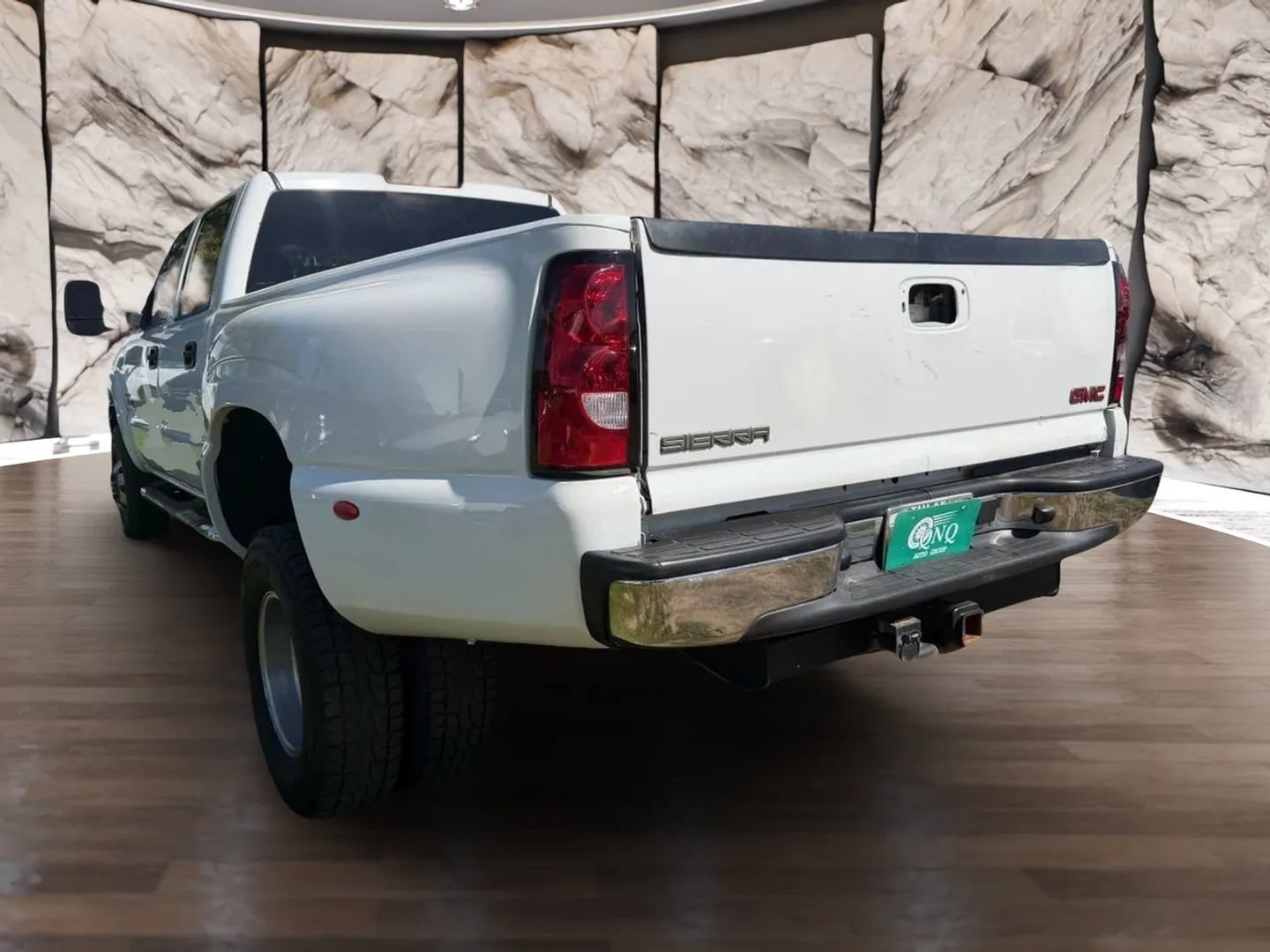 Used 2004 Chevrolet Silverado 3500 4x4 Crew Cab w/ Heavy-Duty Power Package image 8