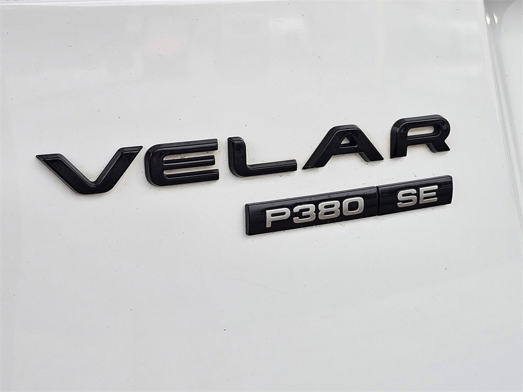 Used 2019 Land Rover Range Rover Velar R-Dynamic SE image 12