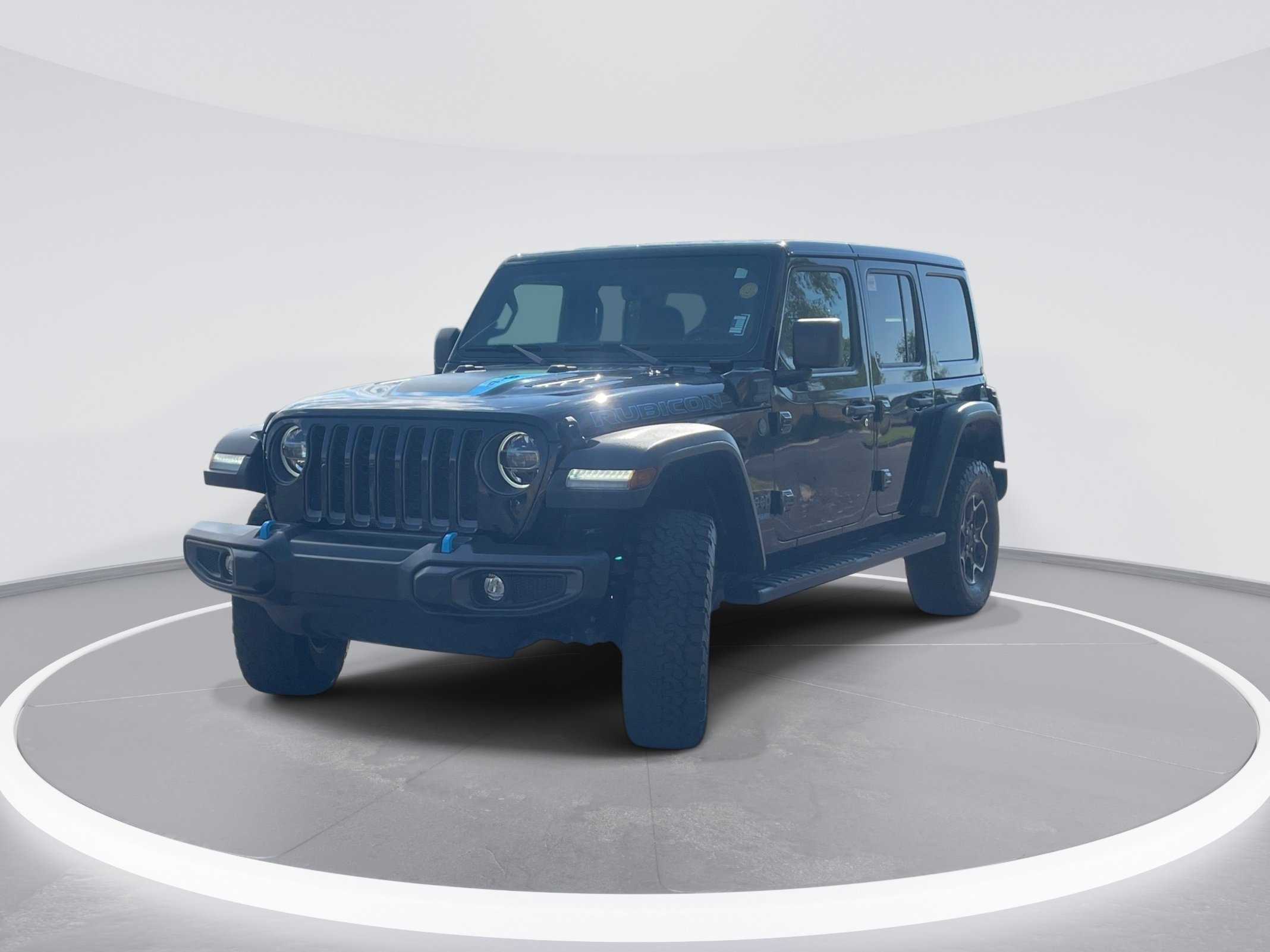 Used 2022 Jeep Wrangler Unlimited Rubicon 4xe AWD/4WD image 3