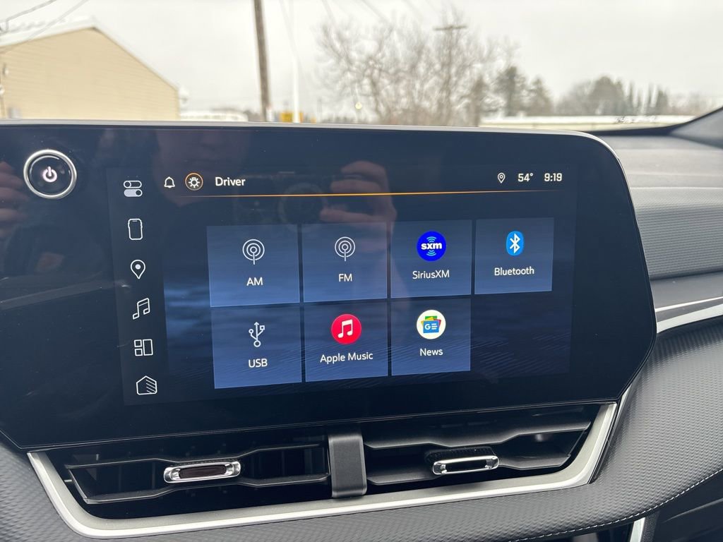 Used 2026 Chevrolet Equinox LT image 13