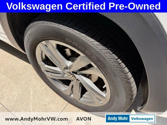 Used 2024 Volkswagen Atlas Cross Sport SEL R-Line AWD/4WD image 11