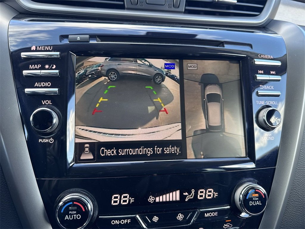 Used 2024 Nissan Murano SL image 17