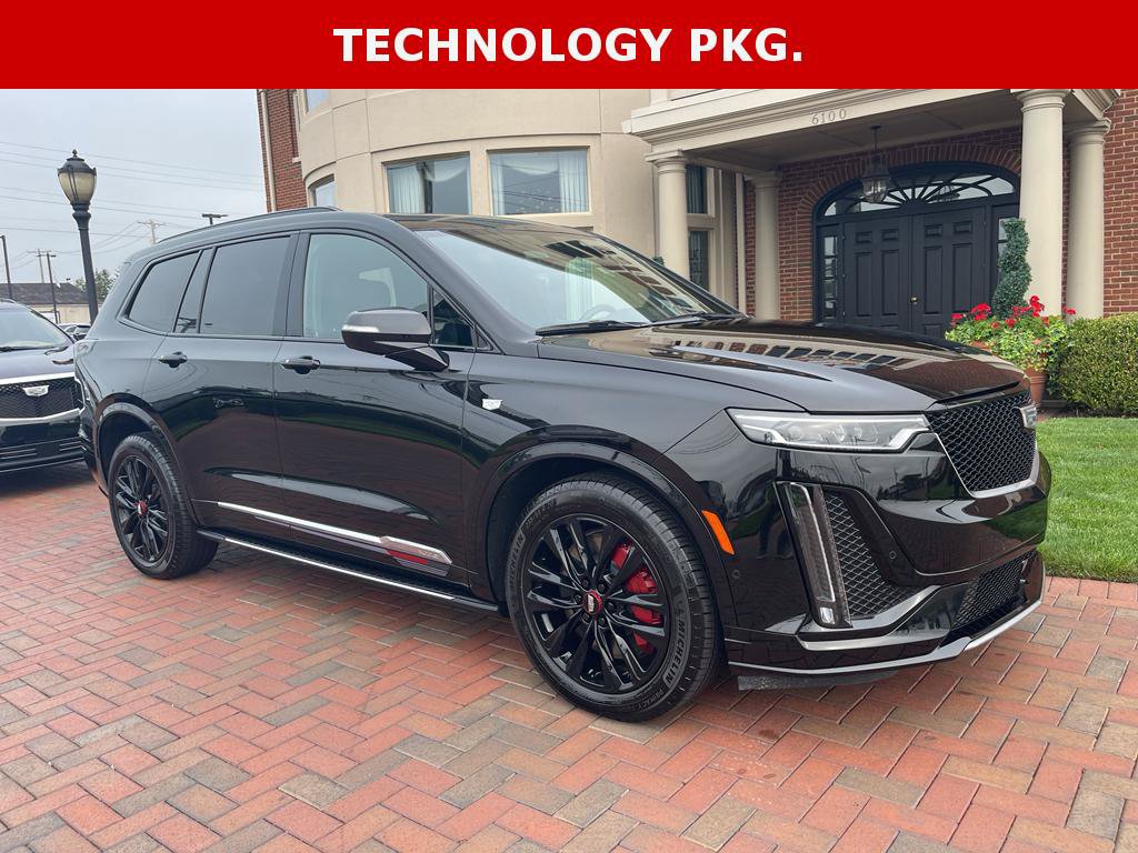 Used 2025 Cadillac XT6 Sport w/ Platinum Package AWD/4WD image 5