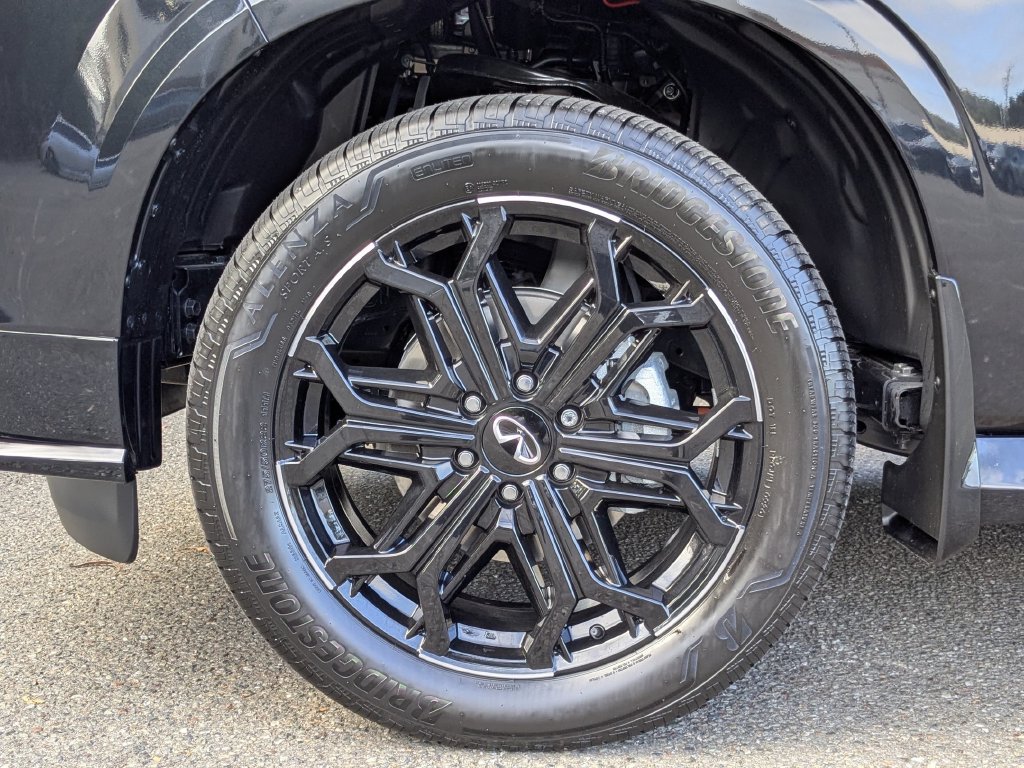 New 2027 INFINITI QX80 Sensory w/ Sport Exterior Package AWD/4WD image 9