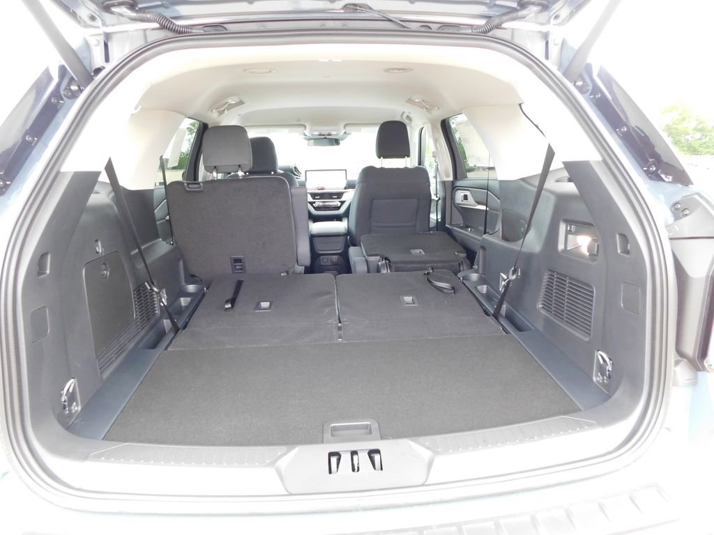 New 2026 Ford Explorer Active AWD/4WD image 27