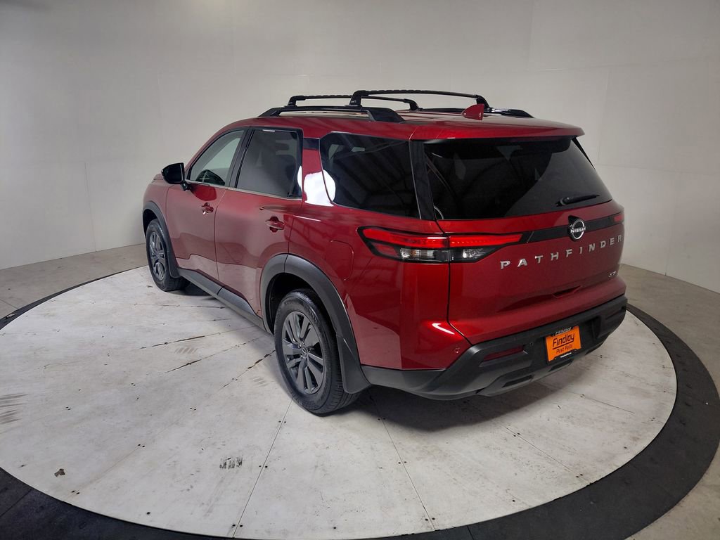 Used 2022 Nissan Pathfinder SV image 5