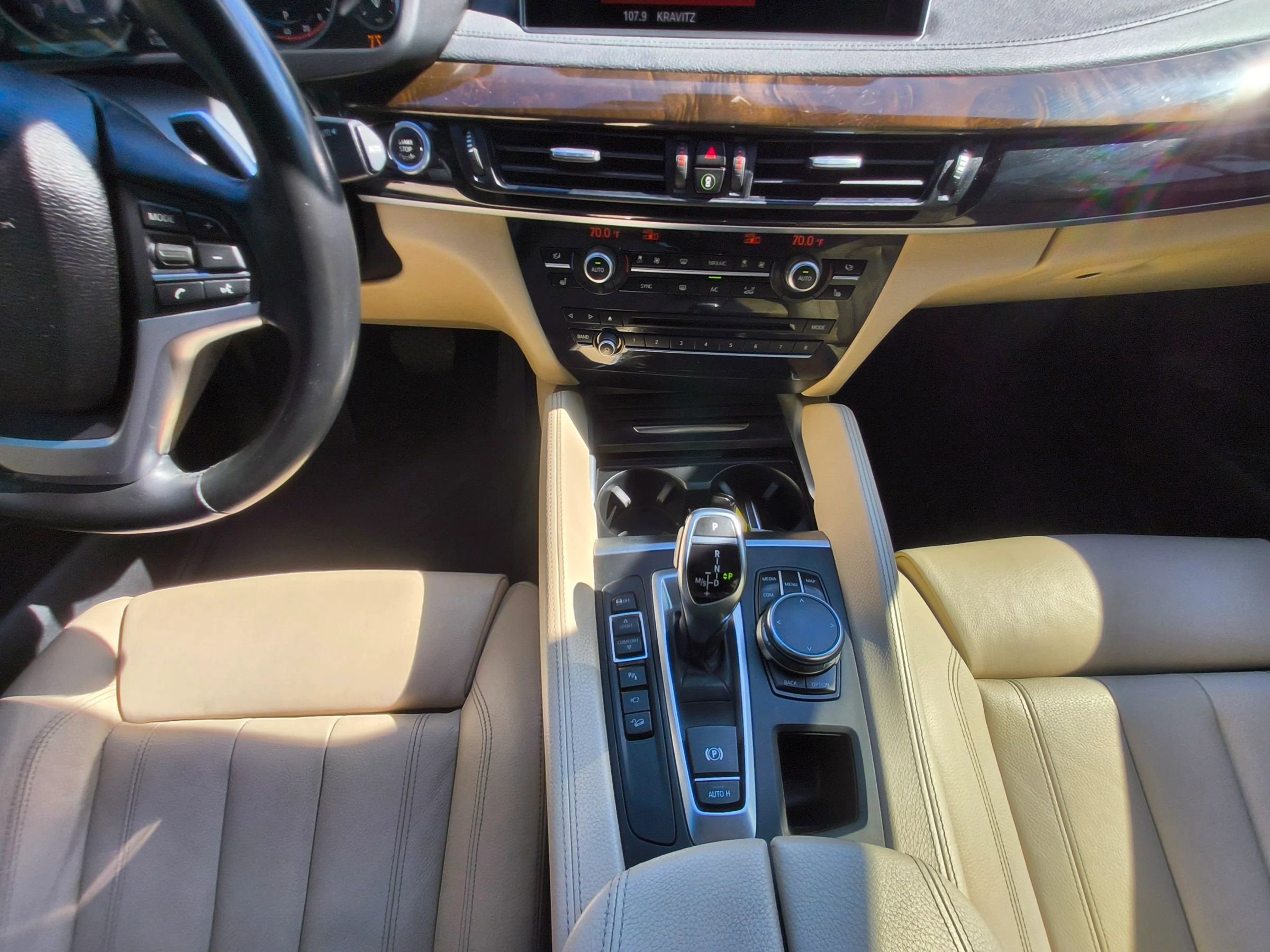Used 2018 BMW X6 xDrive50i w/ Premium Package image 15