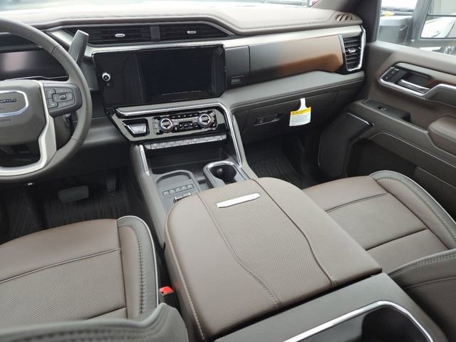 New 2025 GMC Sierra 2500 Denali w/ Denali Reserve Package image 34