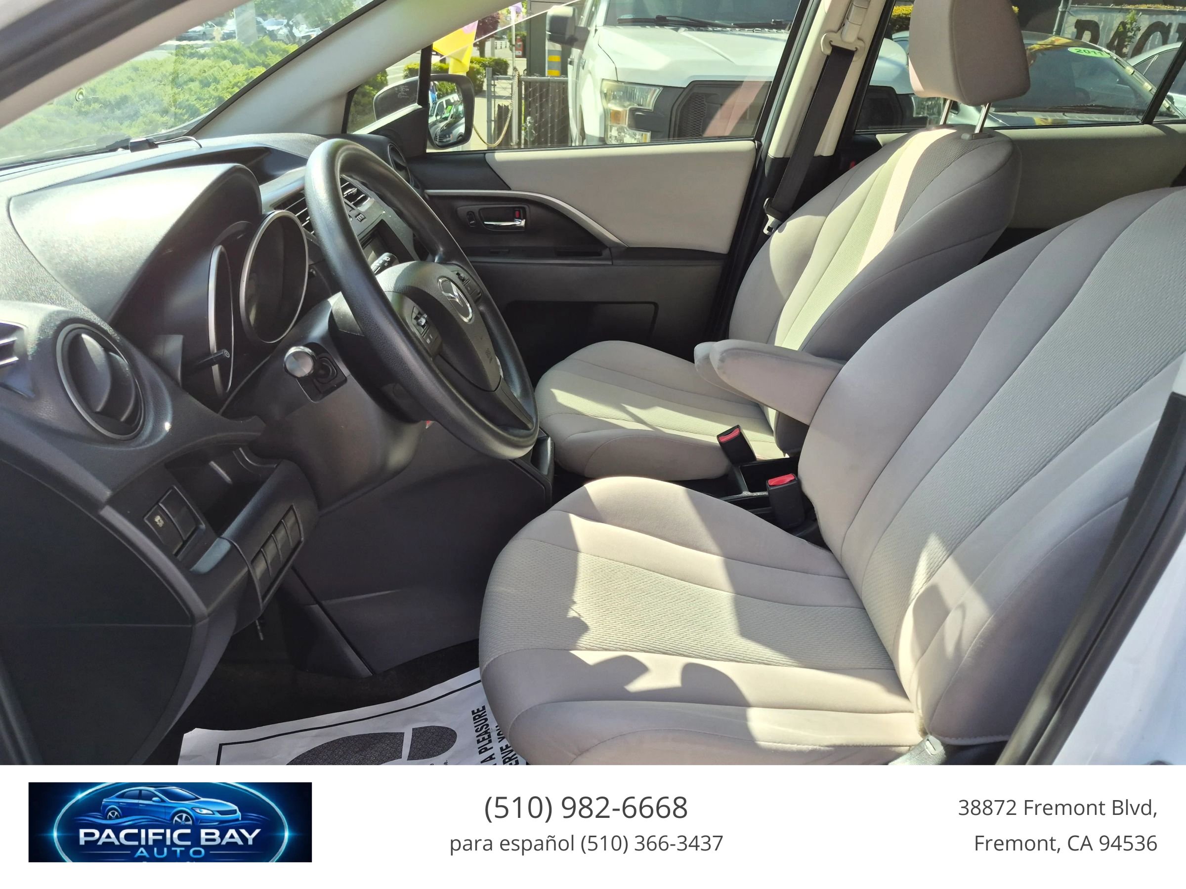 Used 2015 MAZDA MAZDA5 Sport FWD image 11