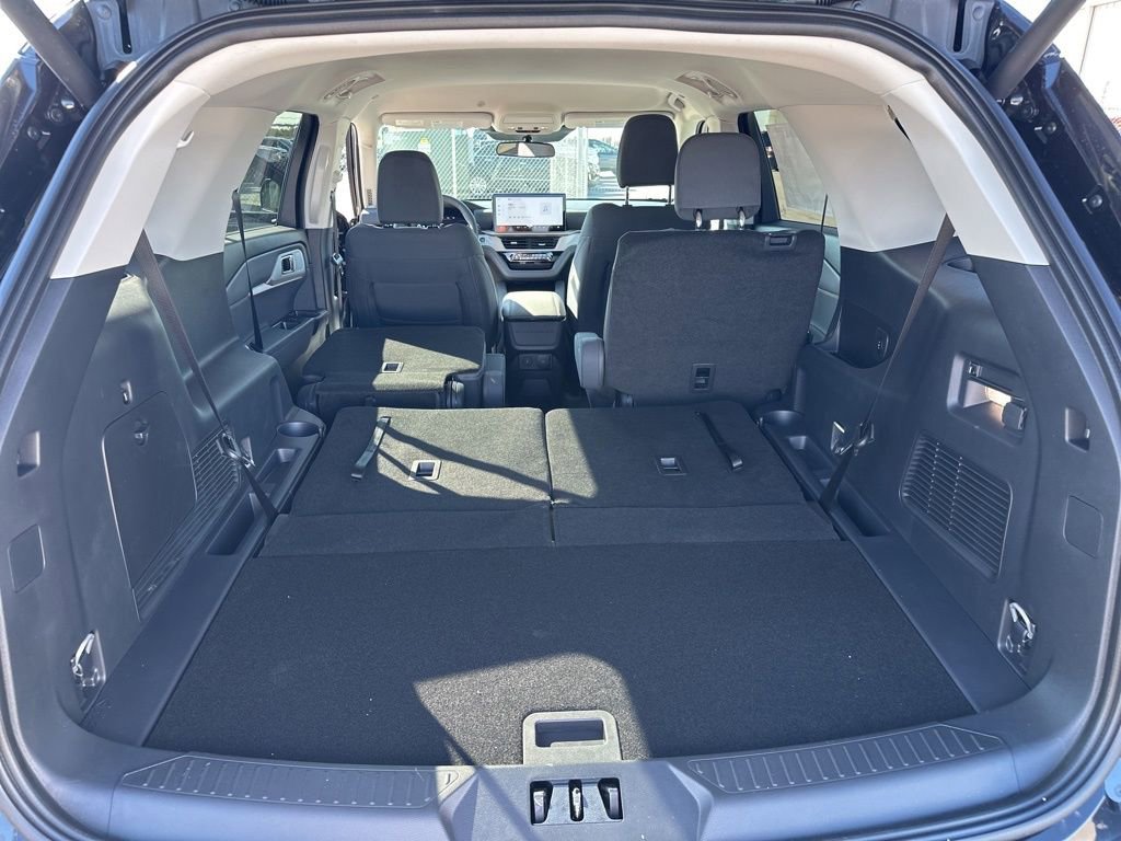 New 2026 Ford Explorer Active image 38
