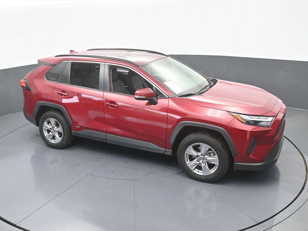 Used 2025 Toyota RAV4 XLE image 56