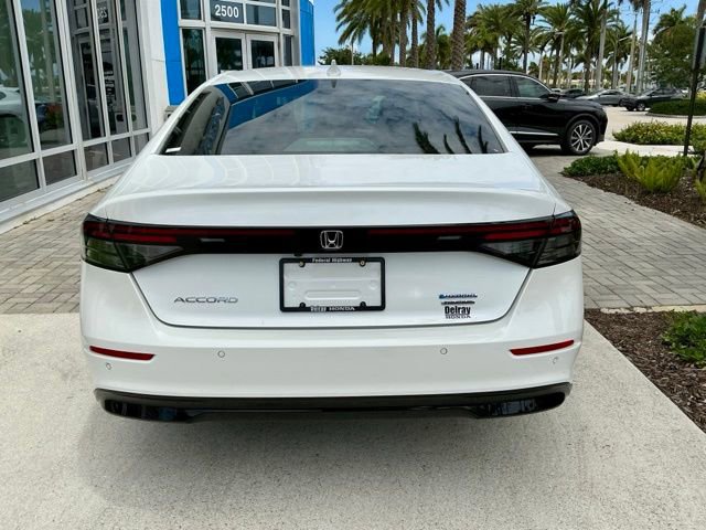 Used 2023 Honda Accord Touring image 5