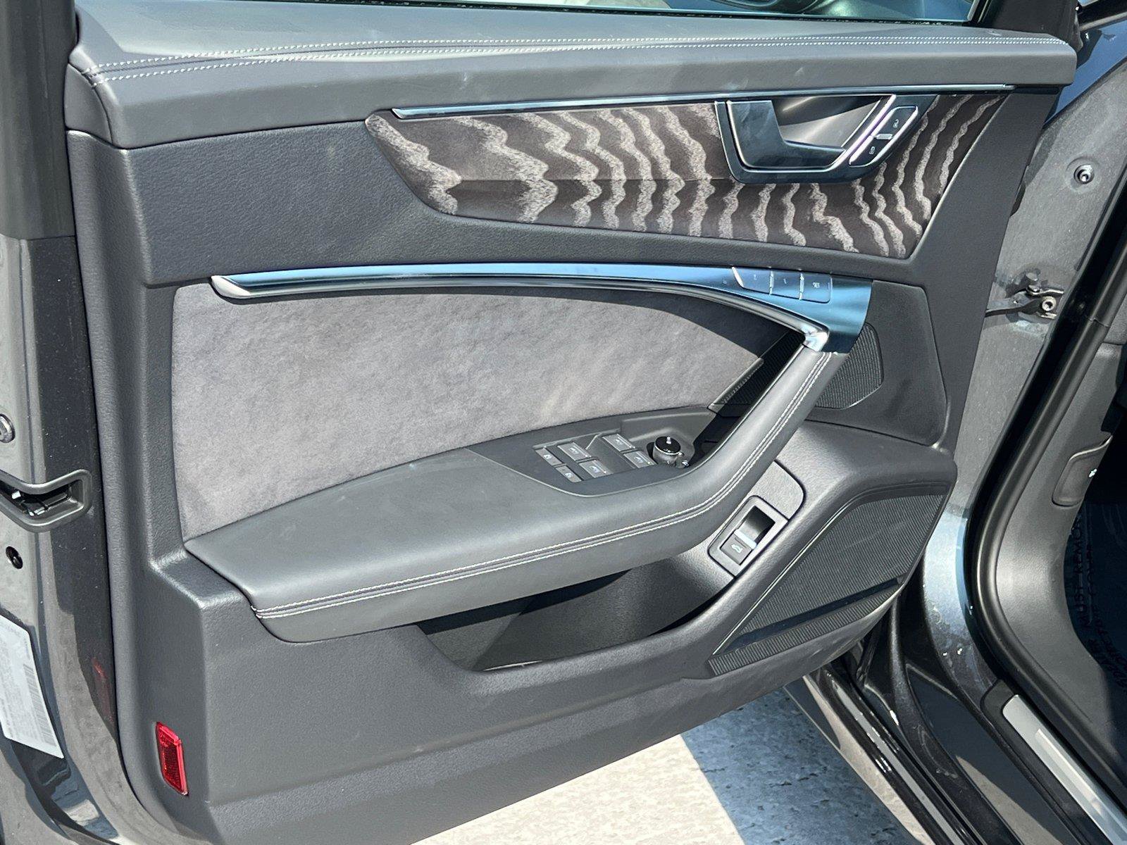 Certified 2025 Audi A6 3.0T Prestige AWD/4WD image 10