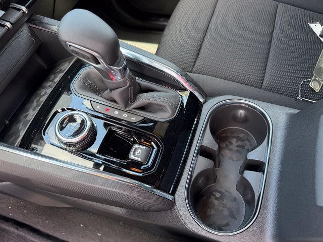 New 2026 GMC Canyon Elevation w/ Convenience Package AWD/4WD image 15