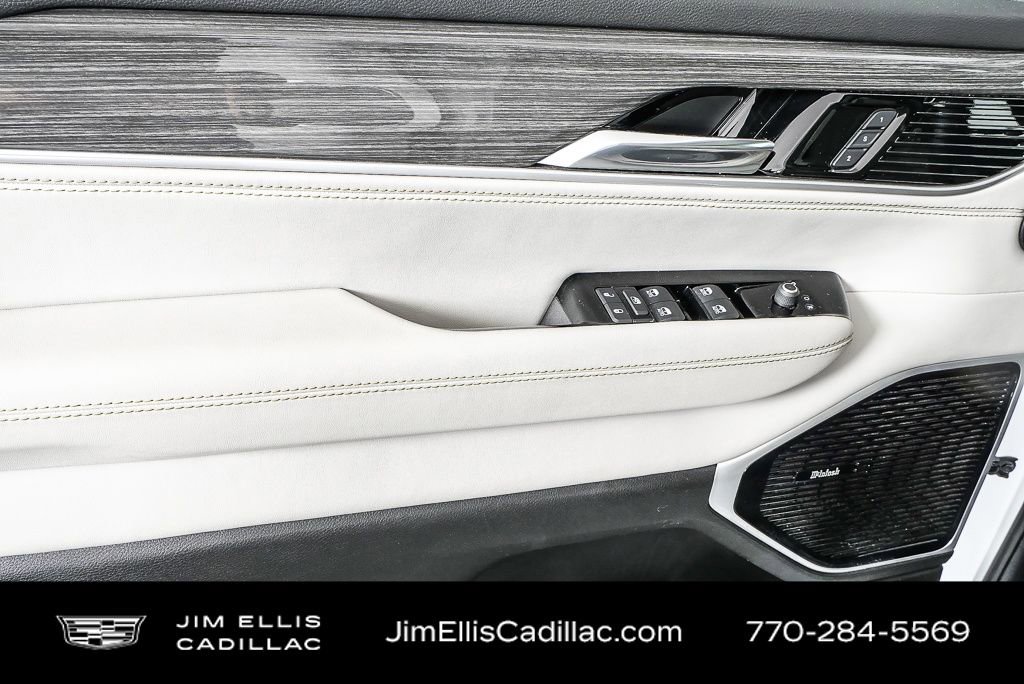 Used 2022 Jeep Wagoneer Series III w/ Premium Group I image 7