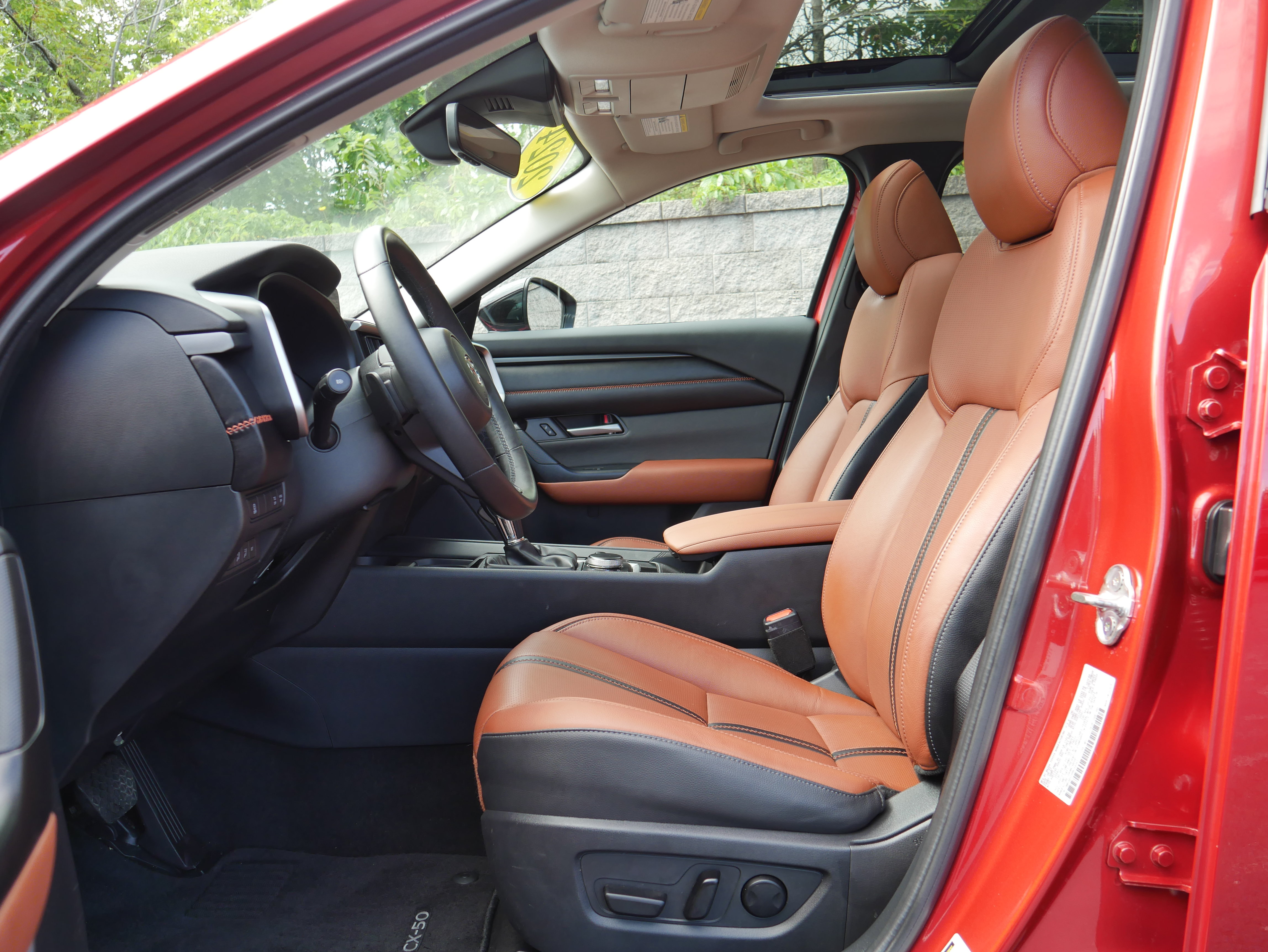 Used 2024 MAZDA CX-50 AWD 2.5 Turbo image 12