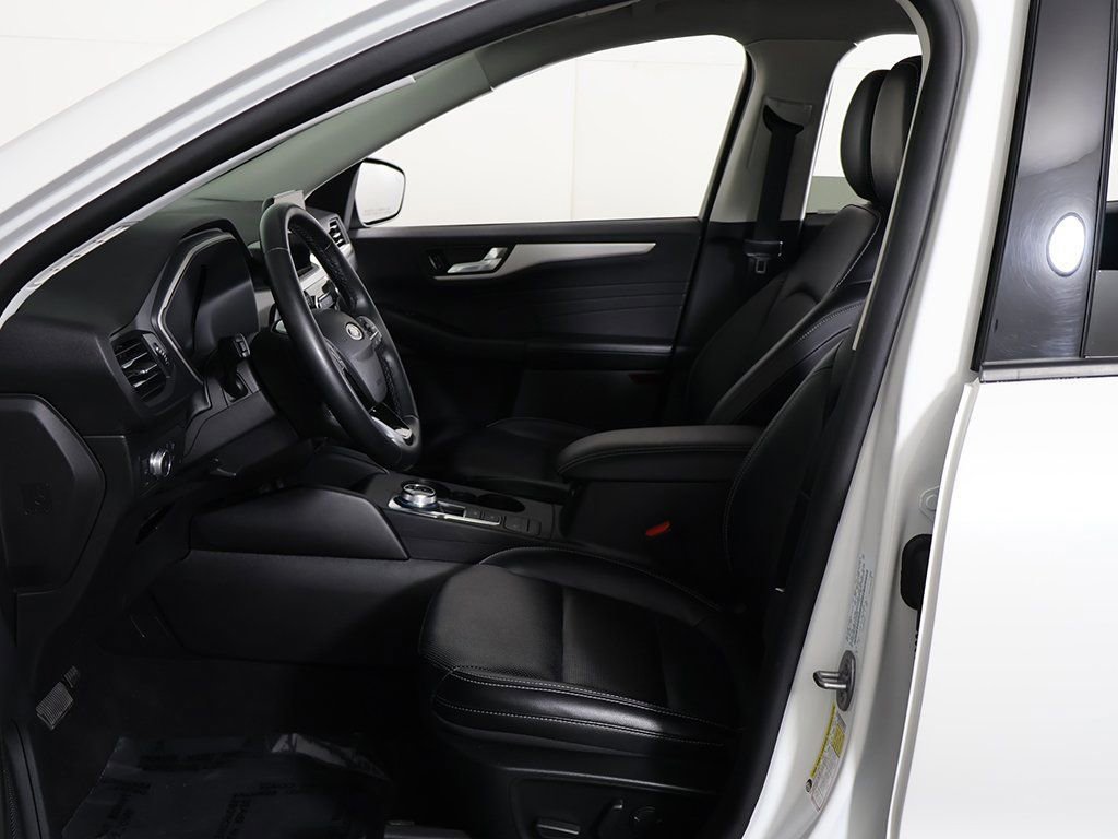 Used 2022 Ford Escape SEL w/ Technology Package image 23