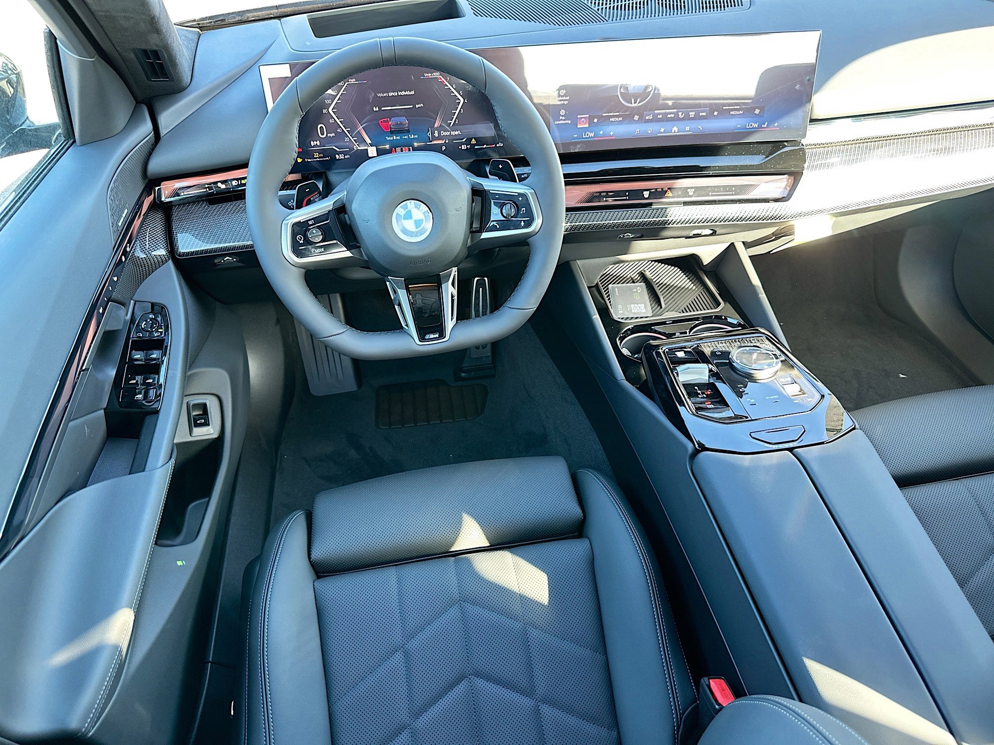 New 2026 BMW 540i xDrive w/ M Sport Package image 17