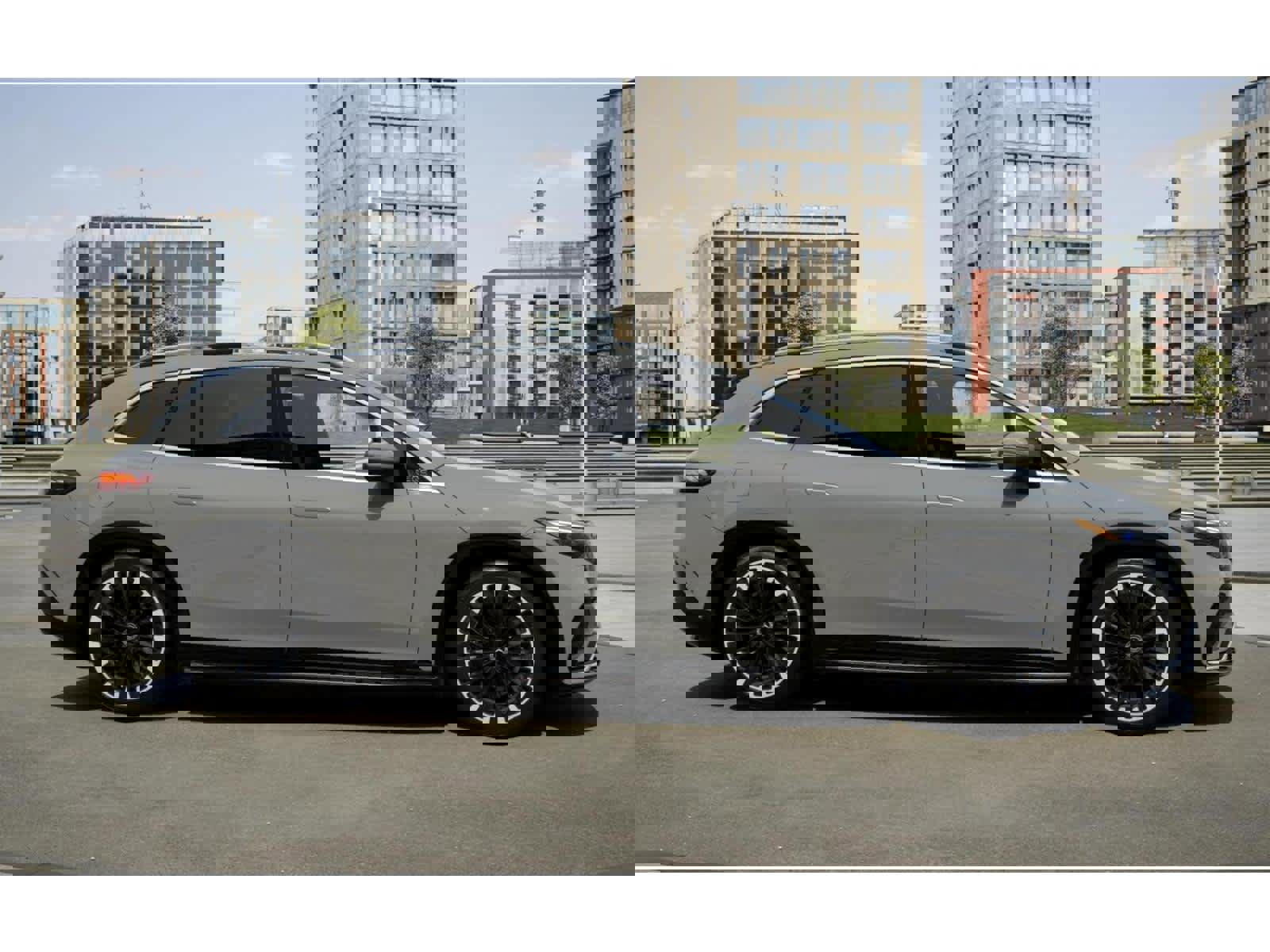 New 2026 Mercedes-Benz EQS 550 4MATIC SUV image 15