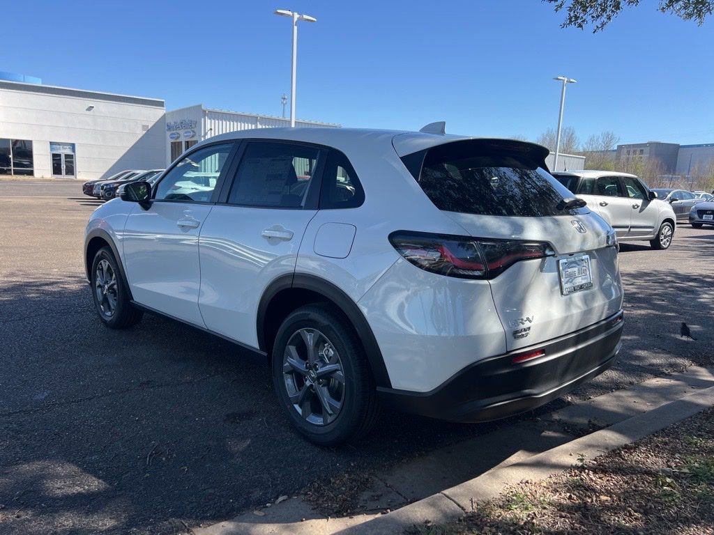 New 2026 Honda HR-V LX image 4