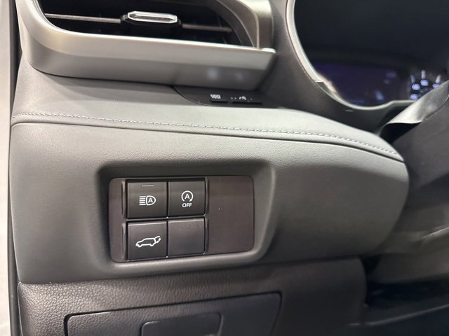 Certified 2024 Toyota Highlander XLE image 21
