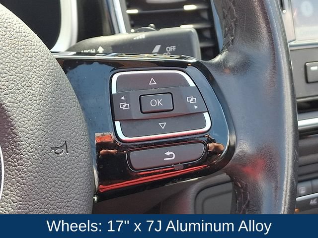 Used 2013 Volkswagen Beetle 2.5 FWD image 8